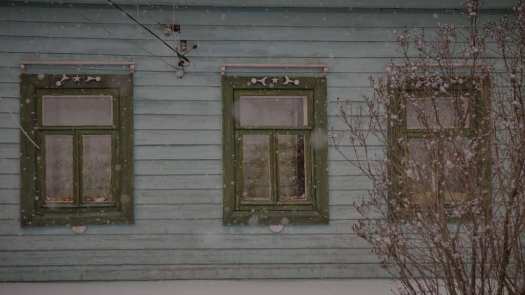 Siding fastened to wind-load code with proper nailing on a Jefferson Parish home