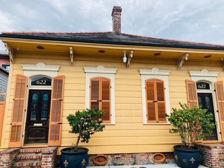 Siding Colors and Historic District Rules in New Orleans