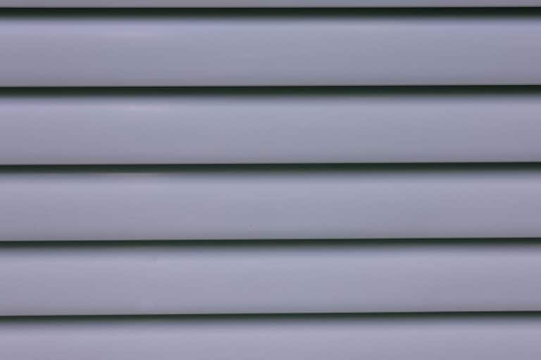 Can You Paint Vinyl Siding on a Metairie Home?