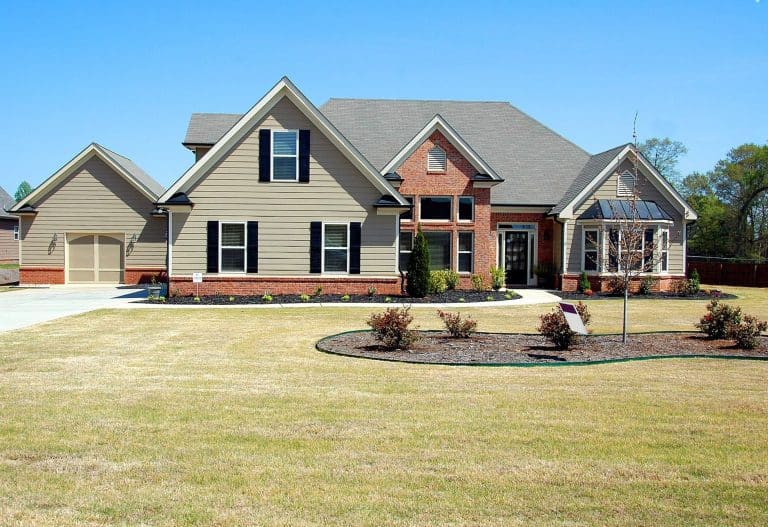 Can You Put Siding Over Brick in Kenner?